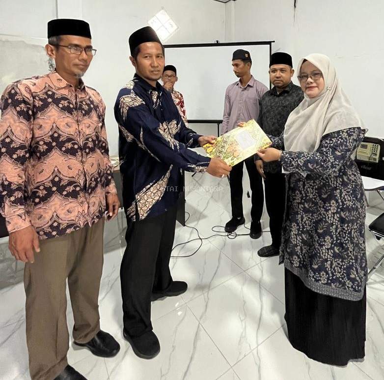 Silfia Ikhlas, M.Ag. Dipercaya Memimpin Lembaga Penelitian dan Pengabdian kepada Masyarakat (LPPM)